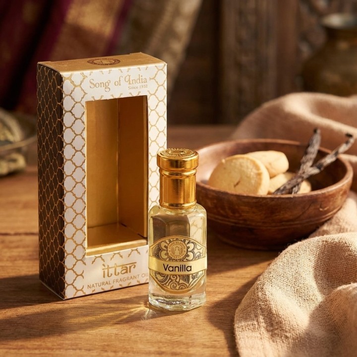 10 ml. Luxurious Veda Perfume Oil in Roll-On Glass Bottles LV11CC Vanilla - product photo
